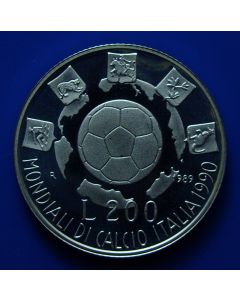 Italy 	200 Lire	1989	 Ball superimposed - Silver - PF
