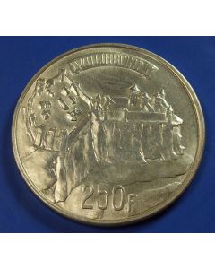 Luxembourg 	250 Francs	1963	 Silver - Darkly toned by the mint - Milennium of Luxembourg City