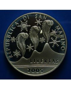 San Marino  5 Euro 2005 km# 511 