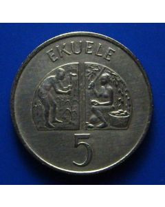 Equatorial Guinea  5 Ekule	1975	farmers into a half-circle 