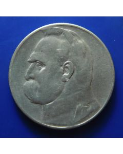 Poland 	 5 Zlotych	1935	 - Head of Jozef Pilsudski 
