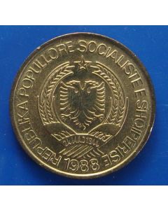 Albania  	 Lek	1988	 - unc