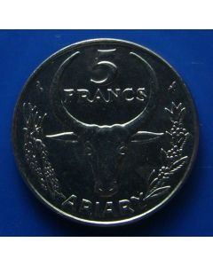 Madagascar  5 Francs1989km#  10